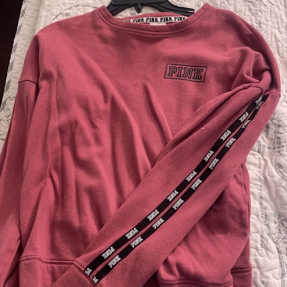 PINK crewneck xs